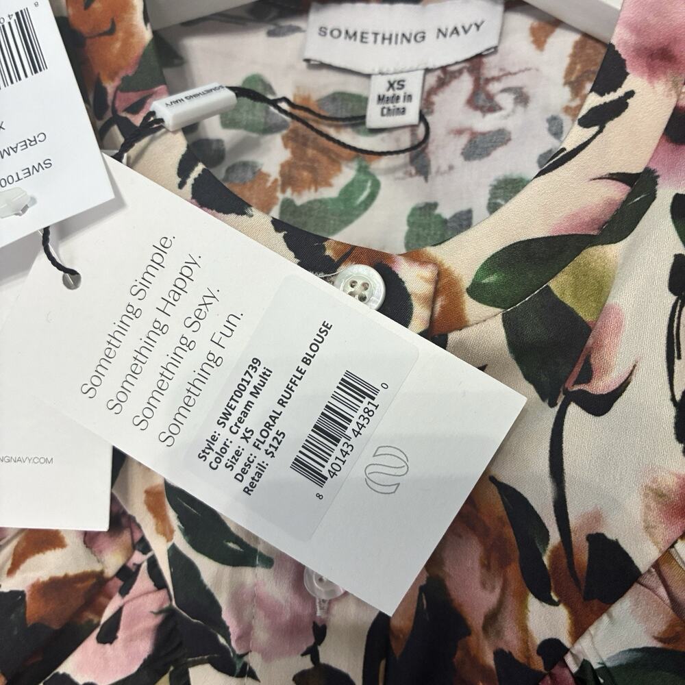 Something Navy Floral Ruffle Blouse in Cream XS NWT - Picture 13 of 13